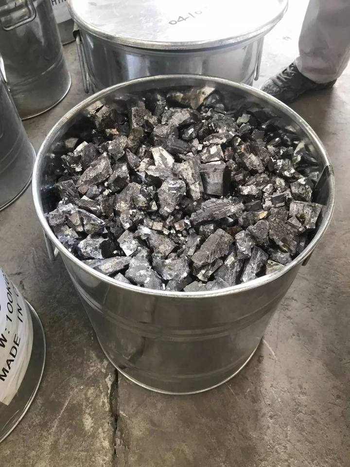 Ferro Vanadium FeV50 Iron Alloy Silver Lump